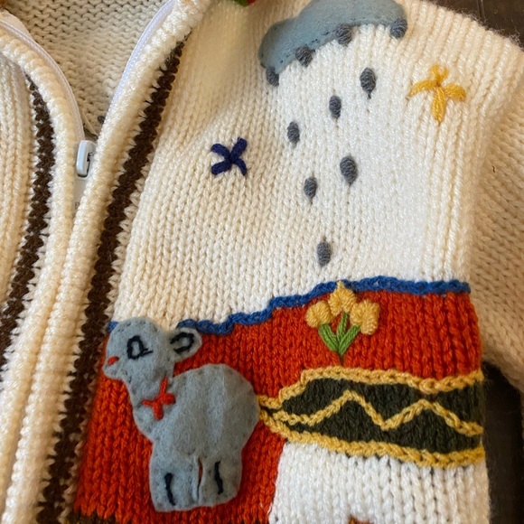 Hand knit  sweater - Picture 7 of 11